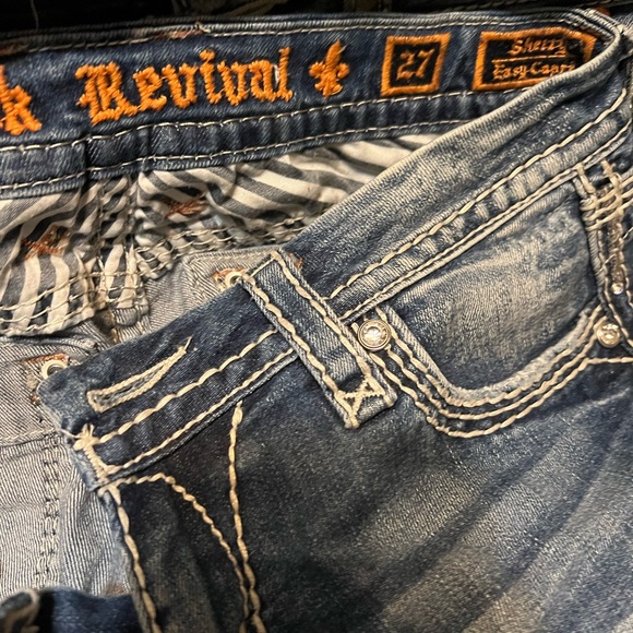 Miss me and Rock revival capris and rock revival jeans. Brand new jeans. Size27s - Picture 3 of 8